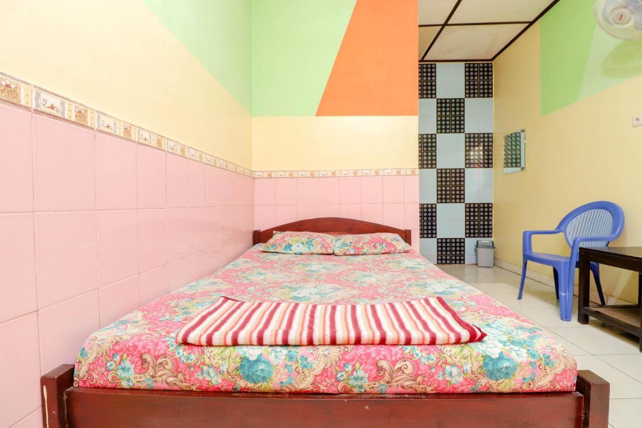 Primadona Homestay Sleman  Exterior photo