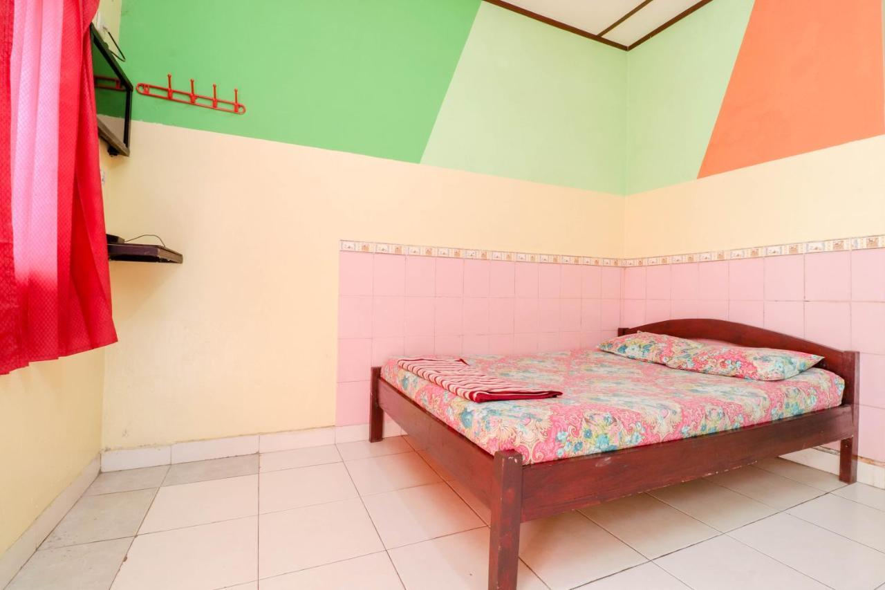 Primadona Homestay Sleman  Exterior photo